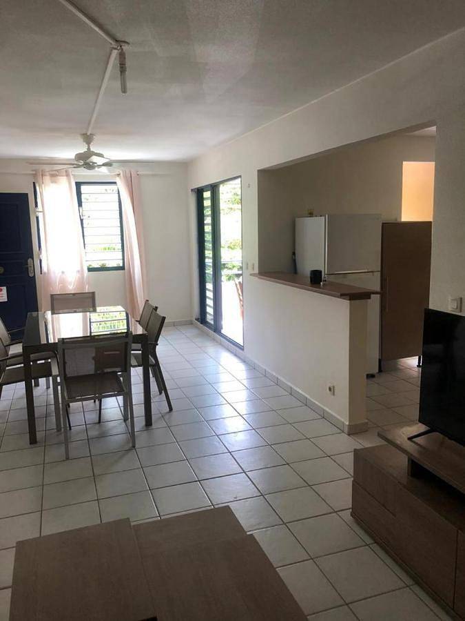 Gîte pour 6 personnes, avec jardin dans Plage de l’Anse Vinaigri - 4