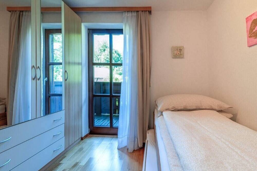 Ganze Wohnung, Zentral aber ruhig gelegenes Appartement Sisipark mit 2 Balkonen in Bad Ischl, Traunviertel