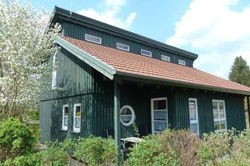 Ferienhaus für 4 Personen, mit Pool und Sauna sowie Garten, mit Haustier in Waldmünchen