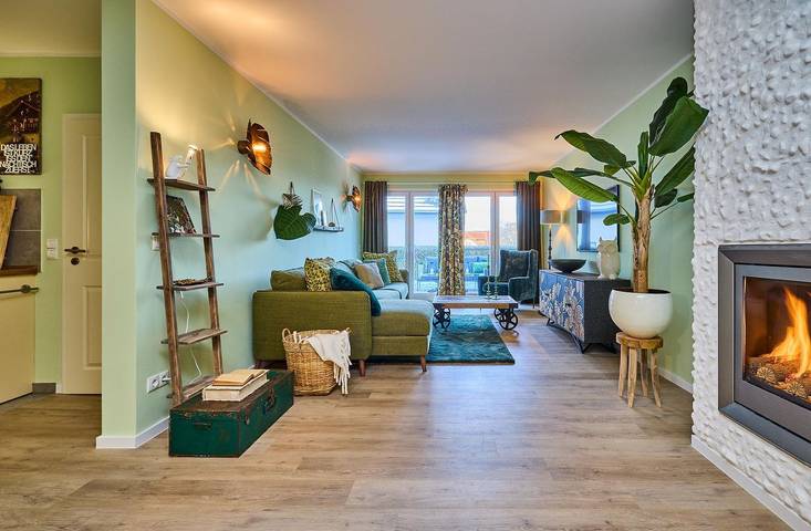 Ganze Wohnung, Ferienapartment - Grüne Oase  - mit Sauna und Whirlpool in Göhren-Lebbin in Göhren-Lebbin, Mecklenburgische Seenplatte