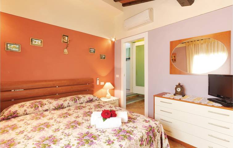 Familienfreundlicher Rückzugsort mit Pool und Parkplatz in Castelfiorentino, Florenz Provinz