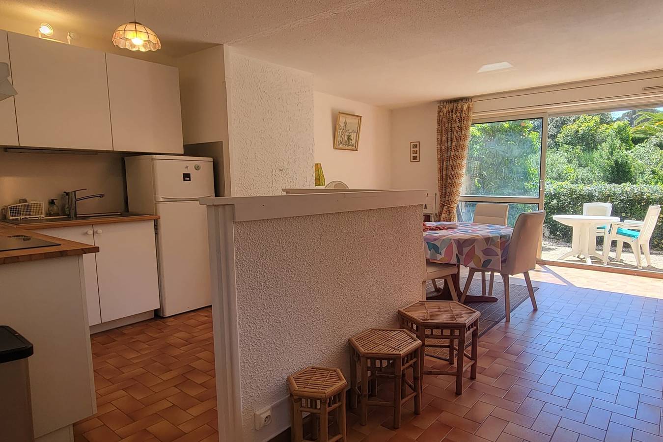 Ganze Wohnung, Ferienwohnung für 4 Personen mit Garten in Saint-Aygulf, Frejus
