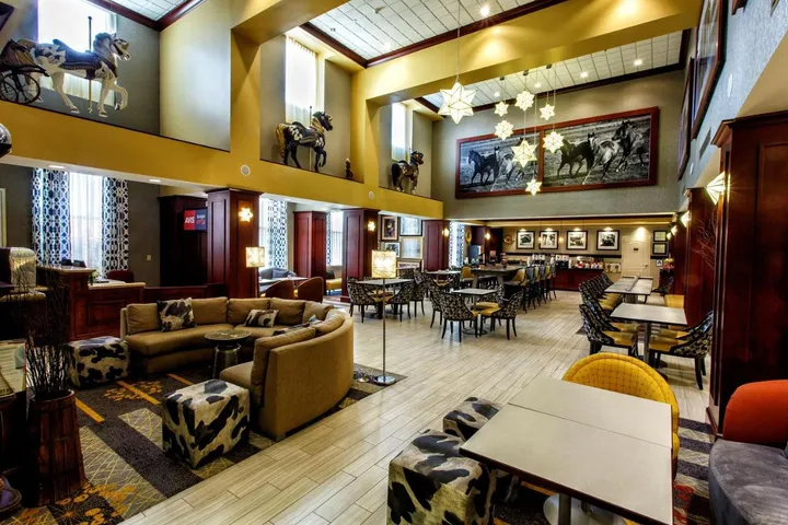 Hotel para 3 personas - 1