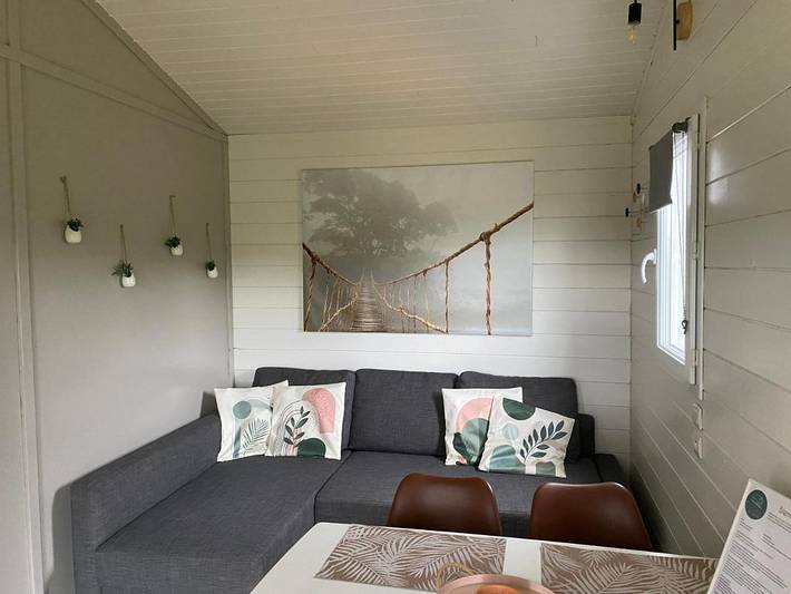 Location de vacances pour 4 personnes, avec jardin ainsi que vue et terrasse, animaux acceptés à Salles-Arbuissonnas-en-Beaujolais - 3