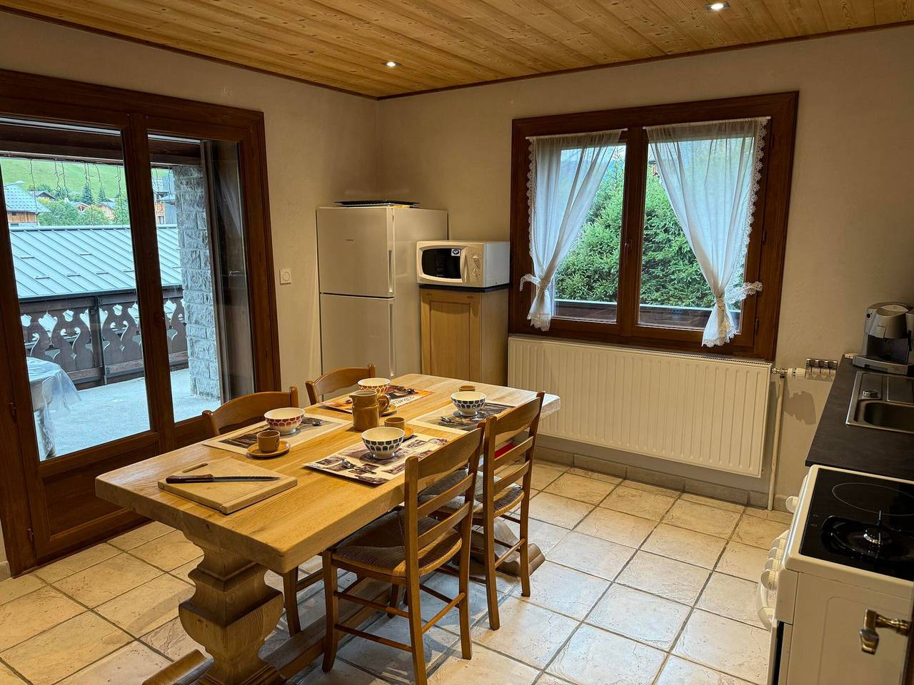 Entire apartment, Authentic apartment in Les Gets, near center, modern comfort in Les Gets, Les Portes du Soleil