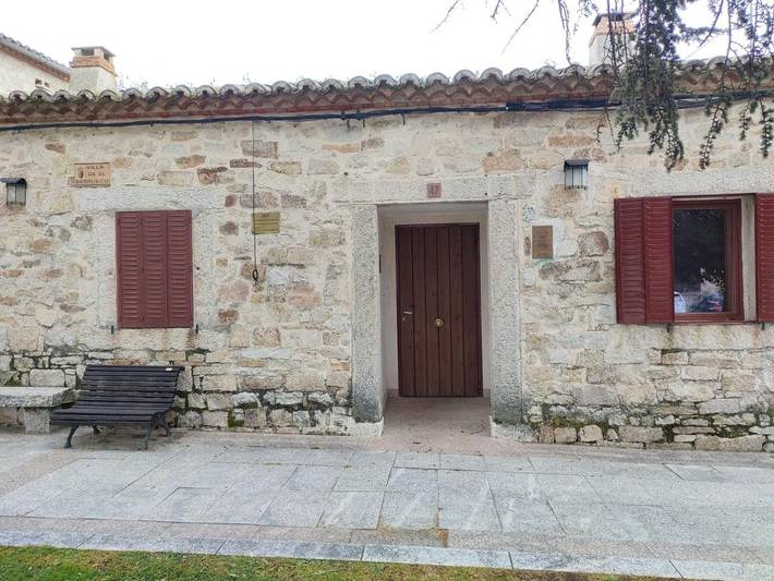 Casa rural para 5 personas, con Jardín y Piscina en Valle del Lozoya - 2