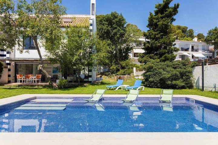 Villa pour 10 personnes, avec jardin ainsi que vue et piscine, animaux acceptés dans Calella de Palafrugell - 4