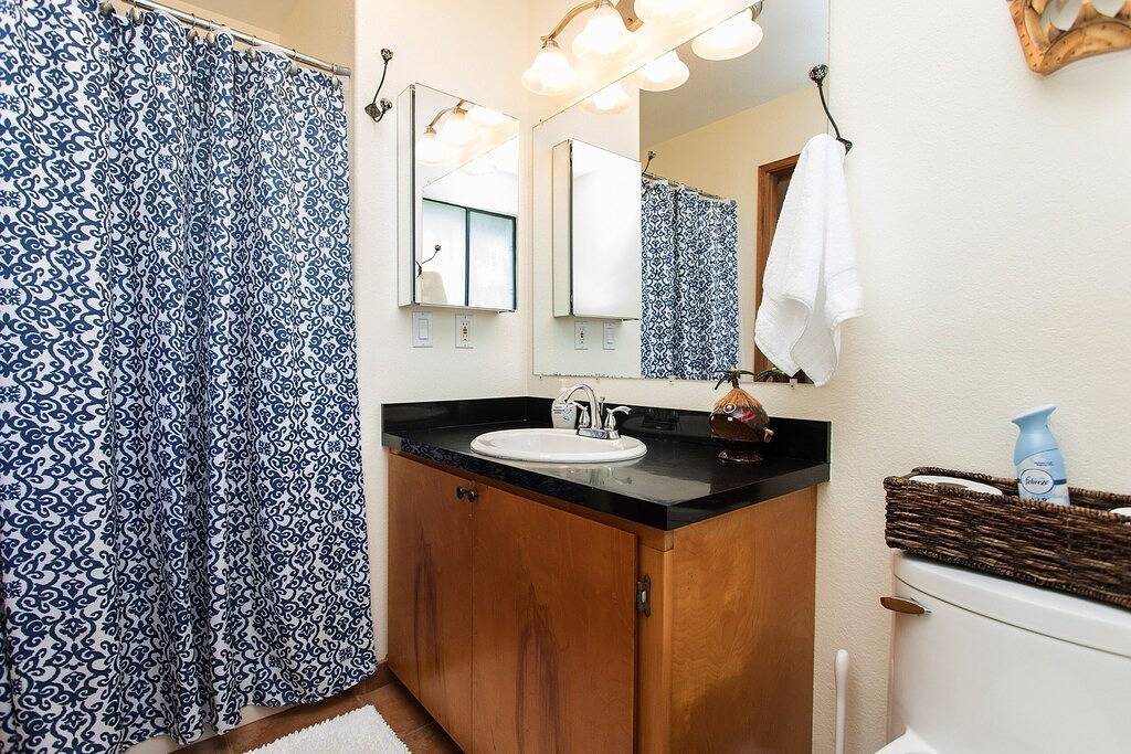 Neue Ferienwohnung mit Meerblick entlang der Hamakua Küste! in Hamakua