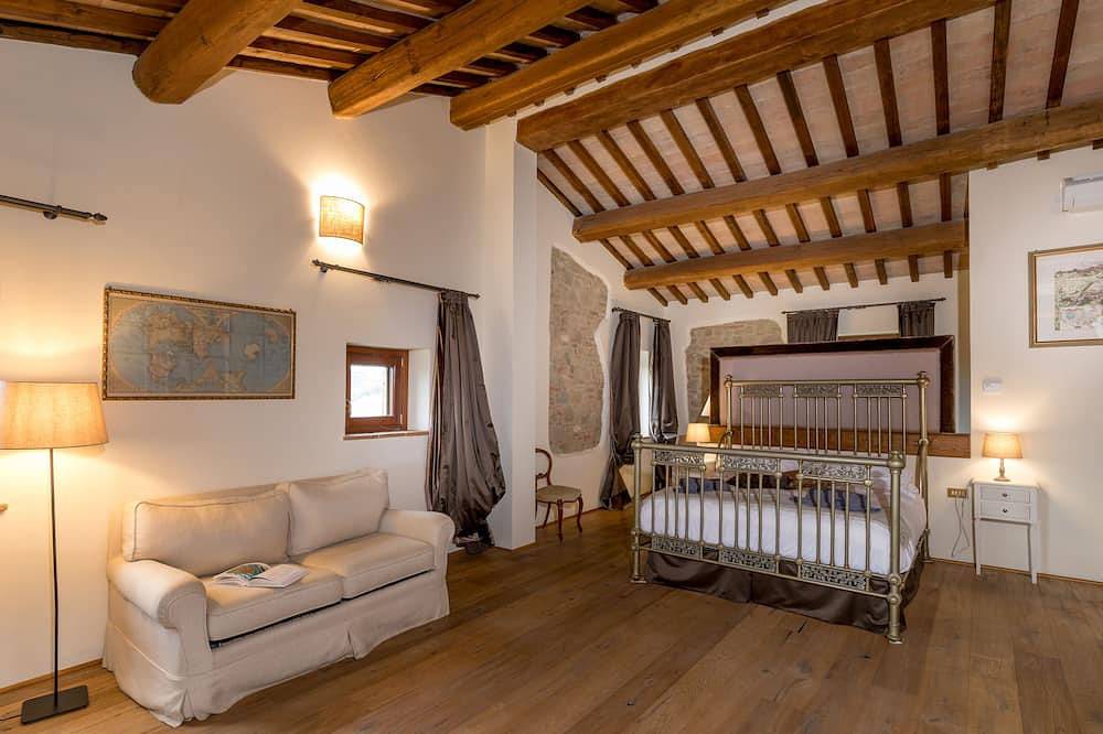\"Villa dei Cavalli\" Luxury in the country with magnificent Sw. Pool in Perugia in Perugia, Perugia Province