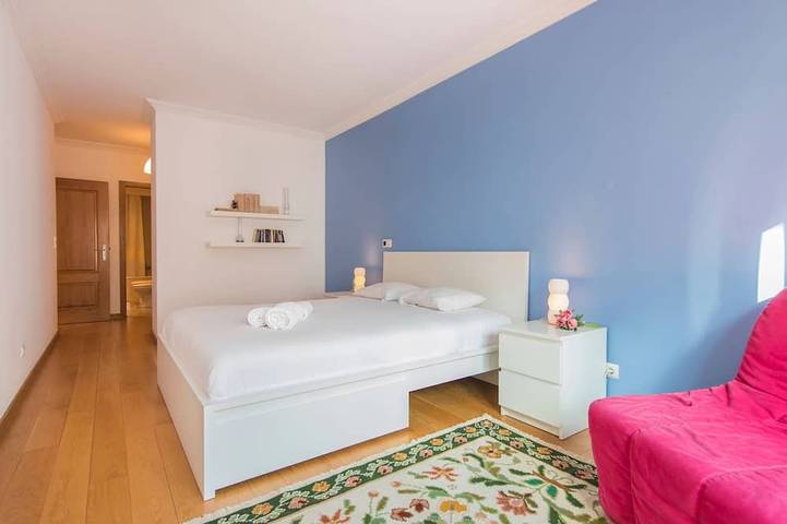 Ganze Wohnung, 2 Bedroom W/ Garage Family Wonder in Lissabon, Costa de Lisboa