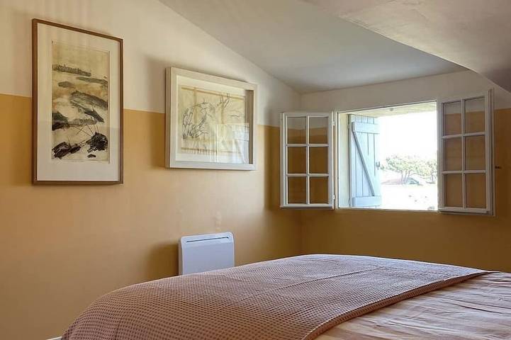 Gîte pour 5 personnes, avec jardin à Berson - 2