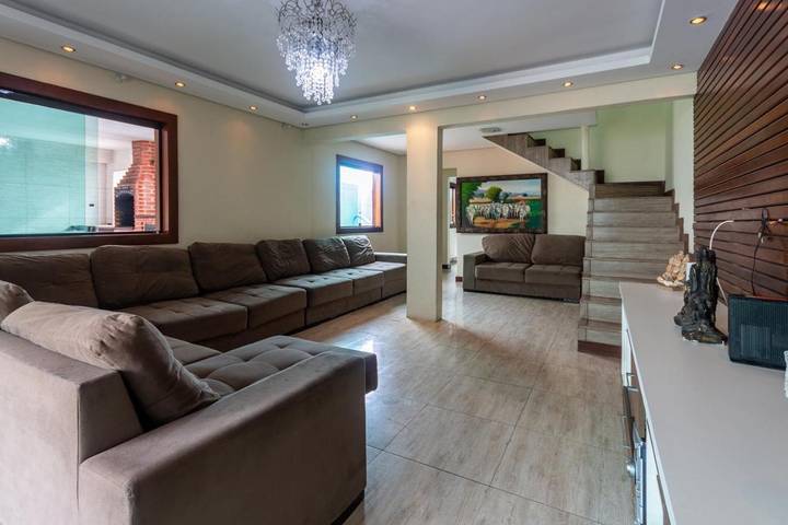 Location de vacances pour 30 personnes, avec jardin et sauna ainsi que balcon et piscine dans Venda Nova - 2