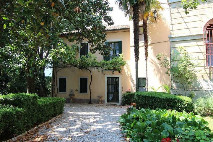 Gîte pour 8 personnes, avec jardin dans Dolomites