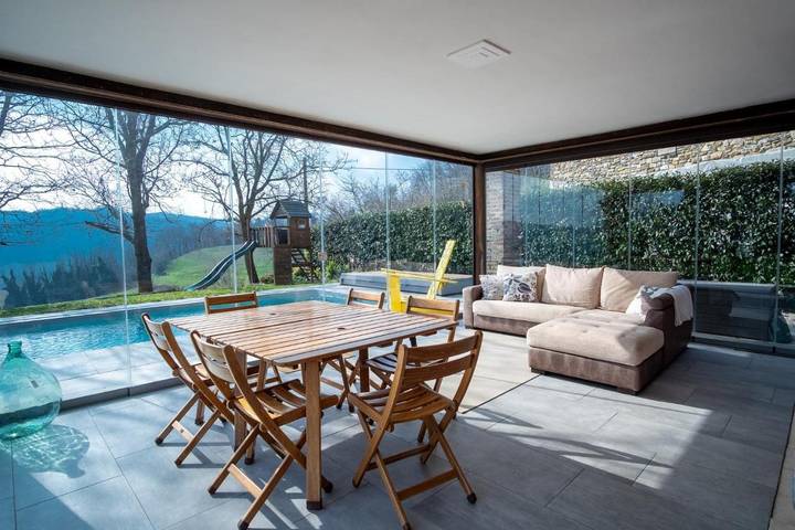 Location de vacances pour 6 personnes, avec Jardin ainsi que Piscine et Vue à Ponte dell'Olio - 3