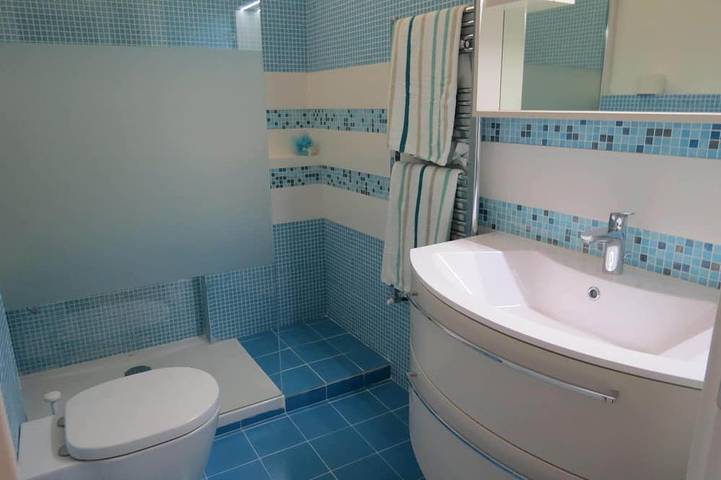 Ganze Wohnung, Helle, geräumige Terrassen, einen Schritt vom Meer entfernt, Highspeed-WLAN, Cinqueterre in Sestri Levante (Stadt), Sestri Levante