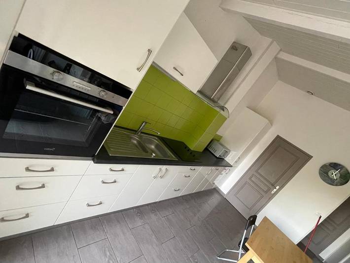 Location de vacances pour 2 personnes, avec jardin et piscine à Boisset-lès-Montrond - 4