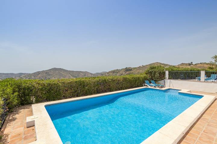 Casa rural para 16 personas, con jardín en Cómpeta - 3