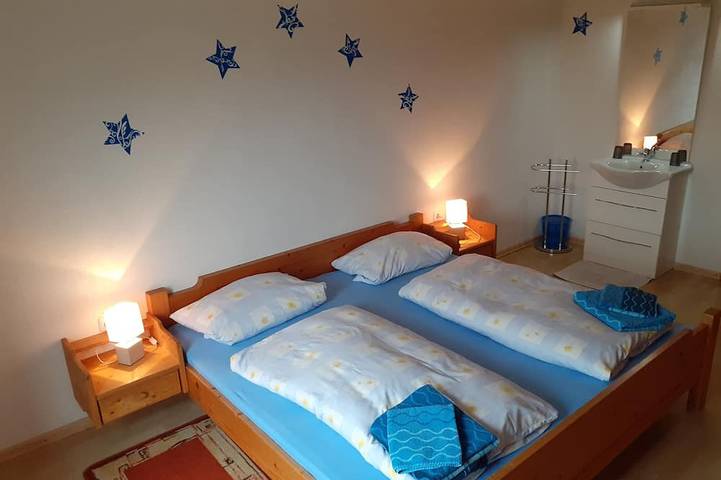 Ferienwohnung für 7 Personen, mit Balkon und Garten in Seeg - 2