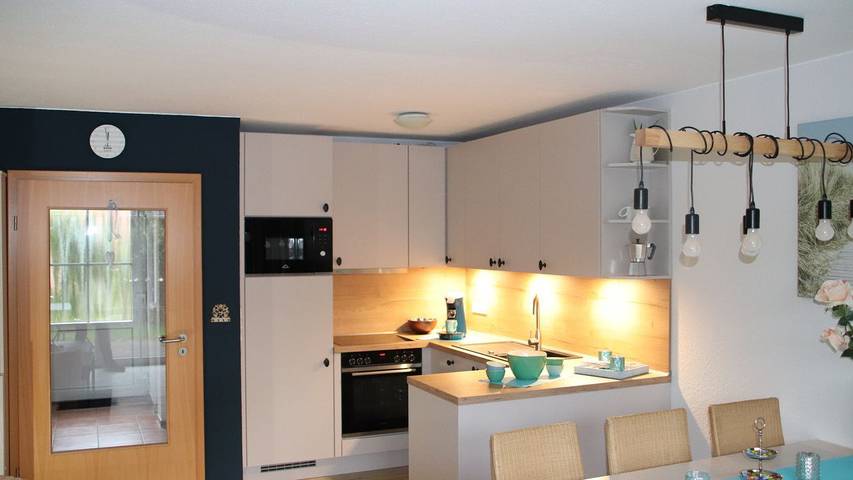 Ferienhaus für 7 Personen, mit Garten und Terrasse sowie Pool und Sauna in Butjadingen - 2