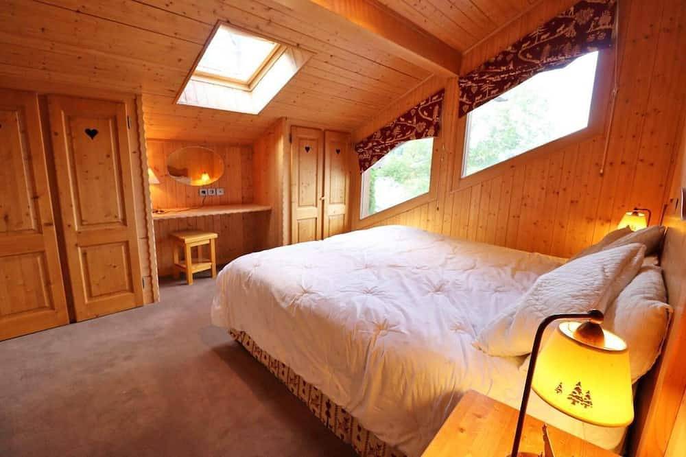 Landhaus, wifi, terrasse, kamin oder ofen für holz, parkmöglichkeiten, fernseher in Les Gets, Les Portes du Soleil