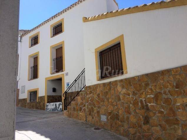 Casa rural para 17 personas, con vistas y balcón en Castril - 3