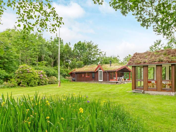 Ferienhaus für 6 Personen, mit Terrasse und Garten in Astrup Vig