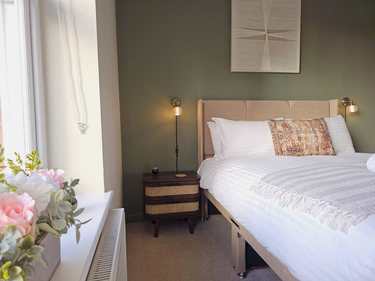 Entire apartment, Elegant, interior-designed, ground floor apartment - Pass the Keys in Shrewsbury, Shropshire