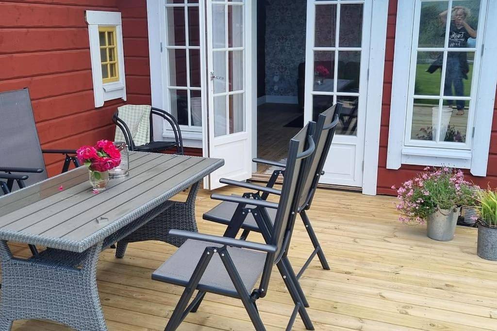 Rymlig dalastuga i Siljansnäs 4-6 bäddar in Siljansnäs, Leksand