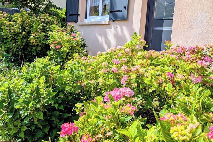 Location de vacances pour 2 personnes, avec terrasse et jardin dans Dannemarie-sur-Crète