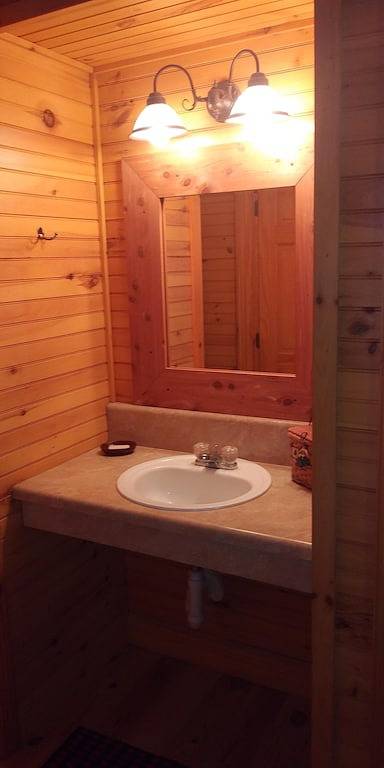 Bleidts Böcke und Basskabinen in Trigg County