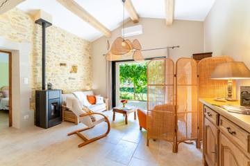 Apartment for 2 People in Malaucène, Parc naturel régional du Mont-Ventoux, Photo 2