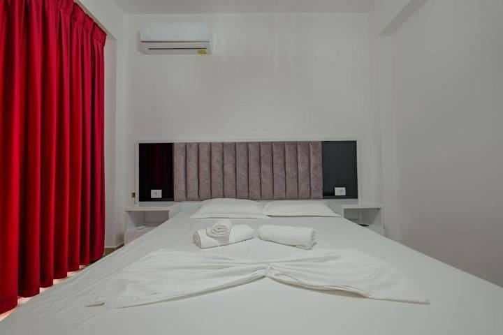 Gîte pour 4 personnes, avec vue dans Borsh - 2