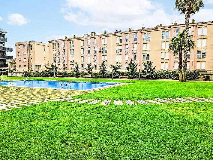 Ferienwohnung für 6 Personen, mit Pool und Garten - 1
