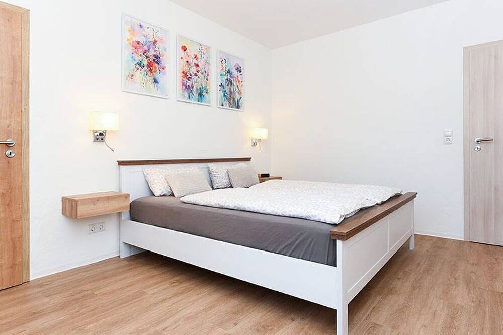 Ganze Wohnung, Ferienwohnung Kornblume - Landidylle Kramer in Utarp in Utarp, Nordseeküste