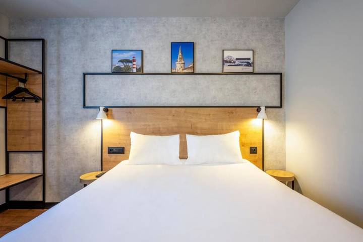 Hôtel pour 3 personnes, avec terrasse, animaux acceptés dans Office De Tourisme De La Rochelle - 3