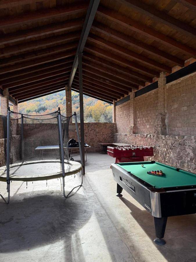 Casa rural para 11 personas, con piscina además de jardín y vistas en Vall de Vianya - 3