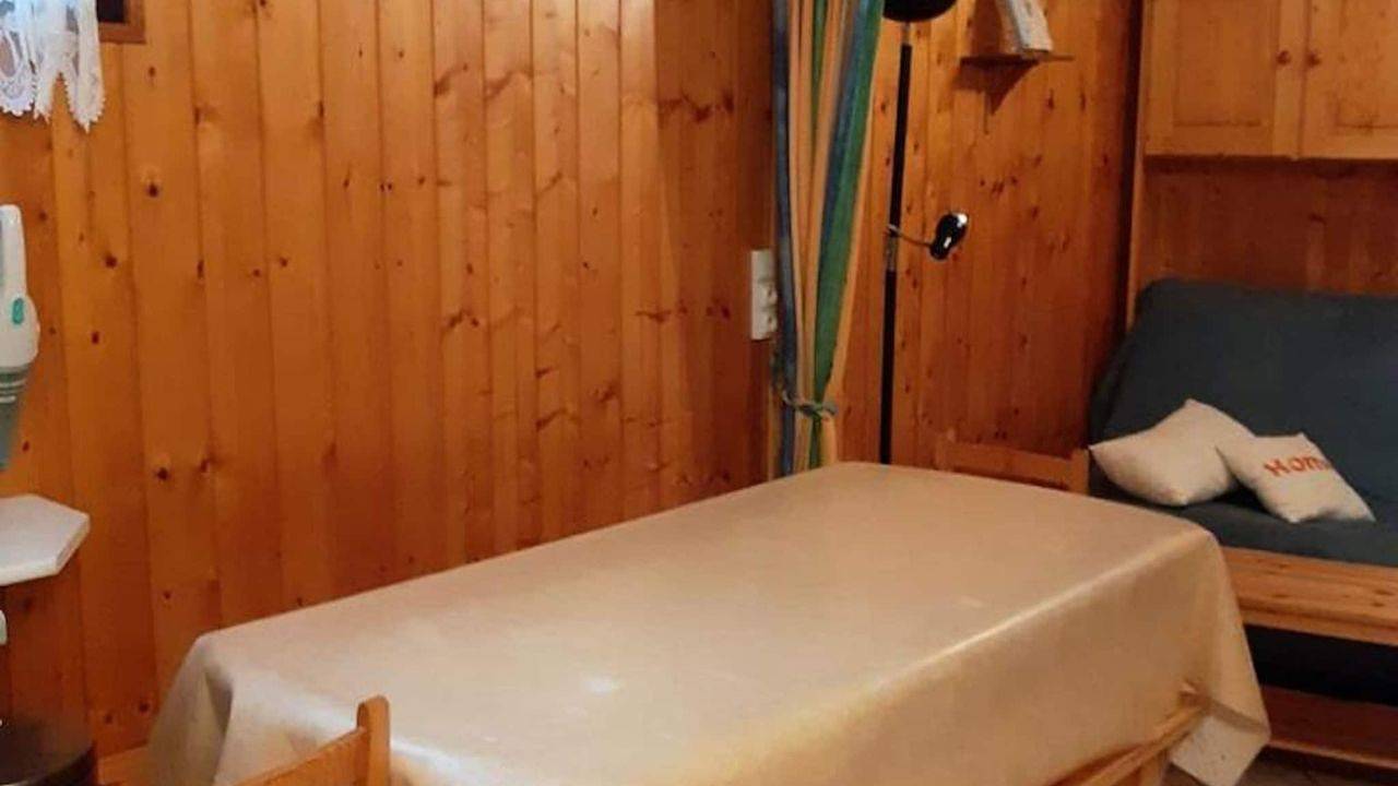 Entire holiday apartment, Ferienwohnung für 6 Personen (38 m²) in Saint-Jean in Saint-Jean-d'Arves, Saint-Jean-de-Maurienne region