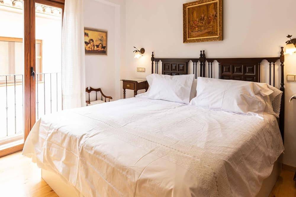 Casa con tres habitaciones, chimenea y terraza in Nigüelas, Provincia de Granada