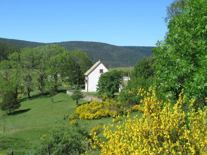 Location de vacances pour 2 personnes, avec Terrasse et Vue à Saint-Maurice-de-Ventalon