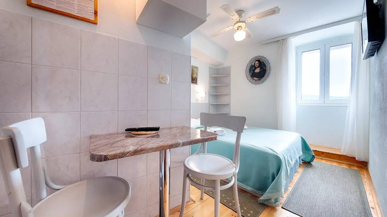 Helt studio, Studio für 2 Personen (11 m²) in Komiža in Komiza, Split-Dalmatia