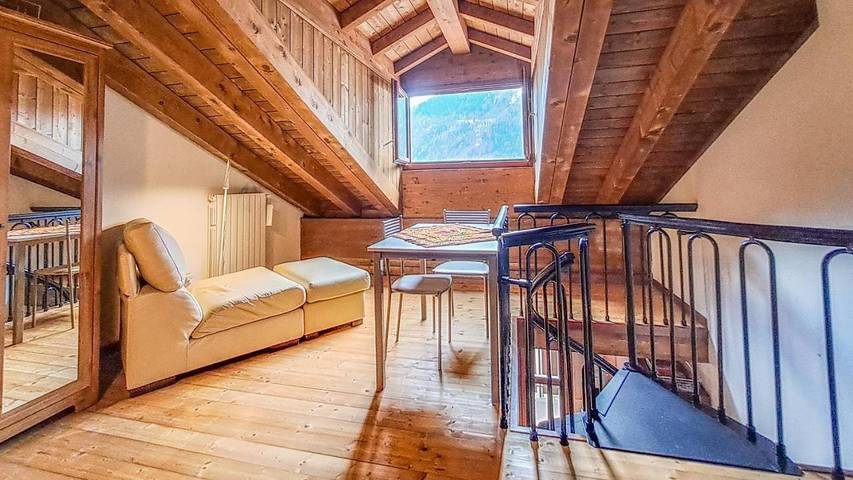 Gîte pour 4 personnes, avec balcon, animaux acceptés à Colere - 2