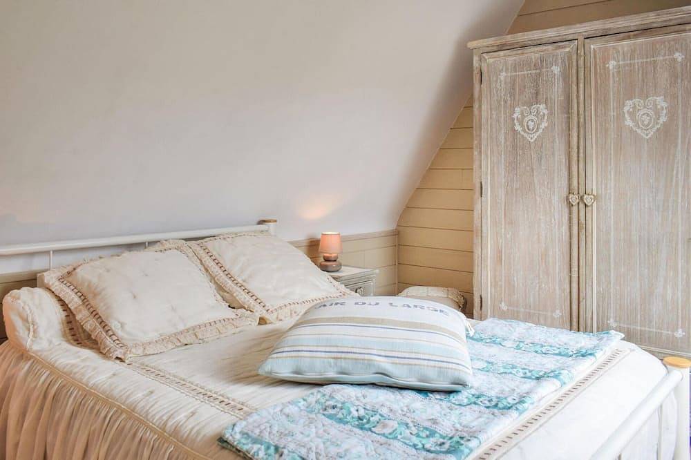Superbe maison à Trélévern avec Wi-Fi in Trélévern, Côte de Granit Rose