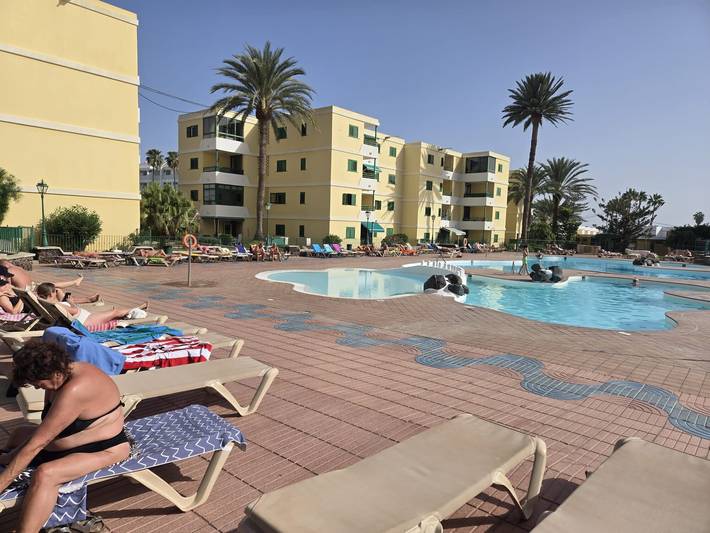 Apartamento entero, Loft accesible para silla de ruedas Las Olas, cerca de la playa in Maspalomas, San Bartolomé de Tirajana