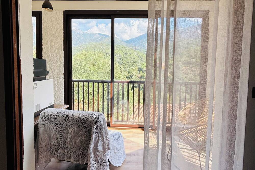 A Casa di Babo in Serriera, Parco naturale regionale della Corsica