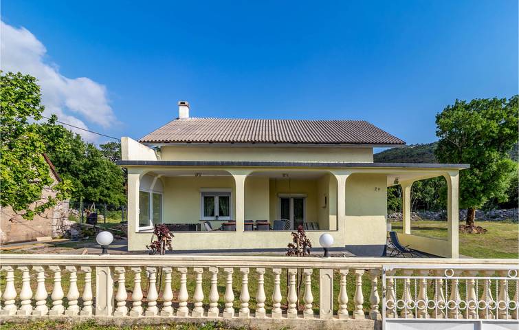 Ferienhaus für 6 Personen, mit Terrasse in Karlobag - 2