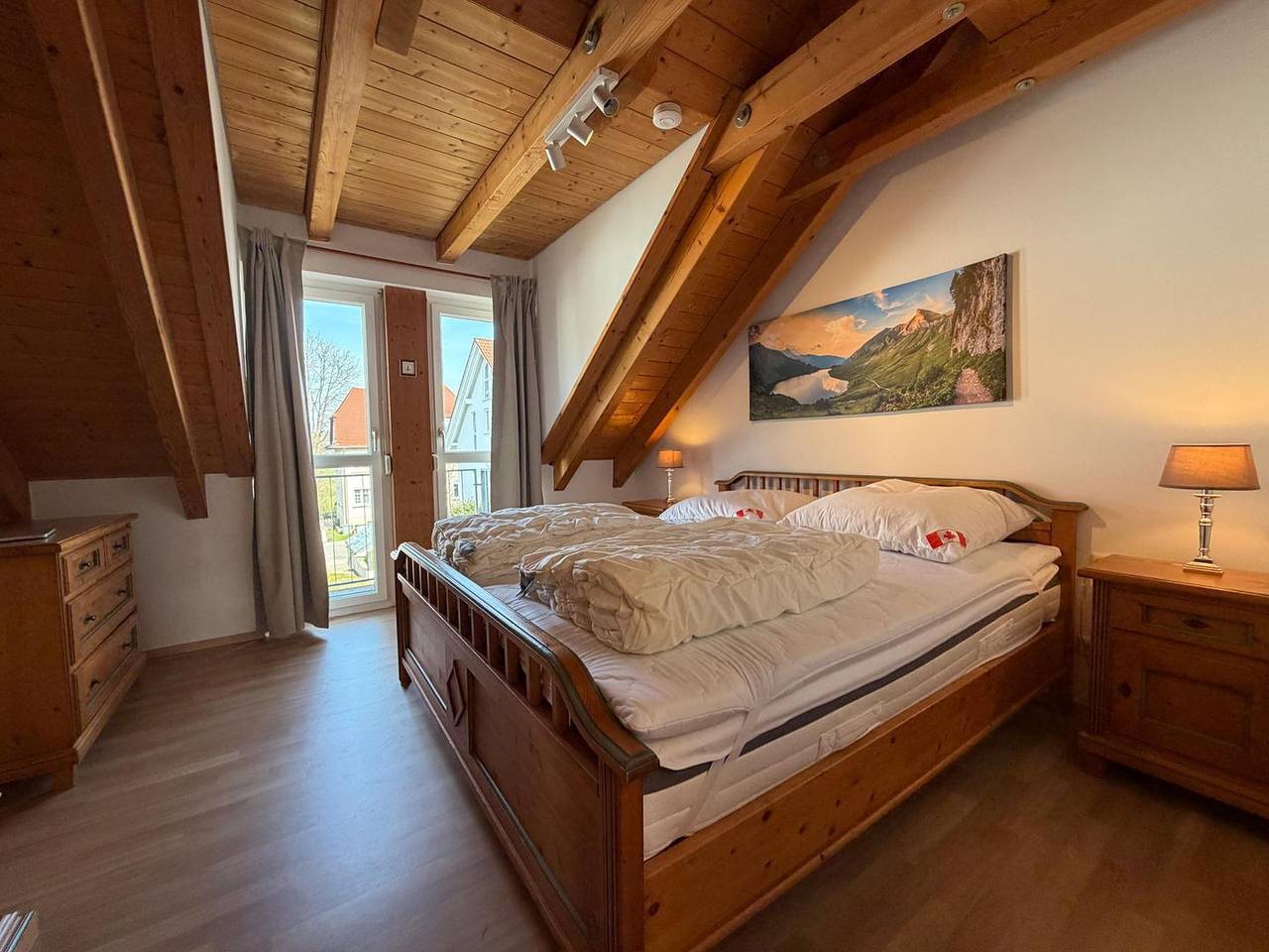 Ganze Wohnung, Moderne Ferienwohnung am Bodensee in Lindau mit Balkon in Lindau, Bayerisch Schwaben