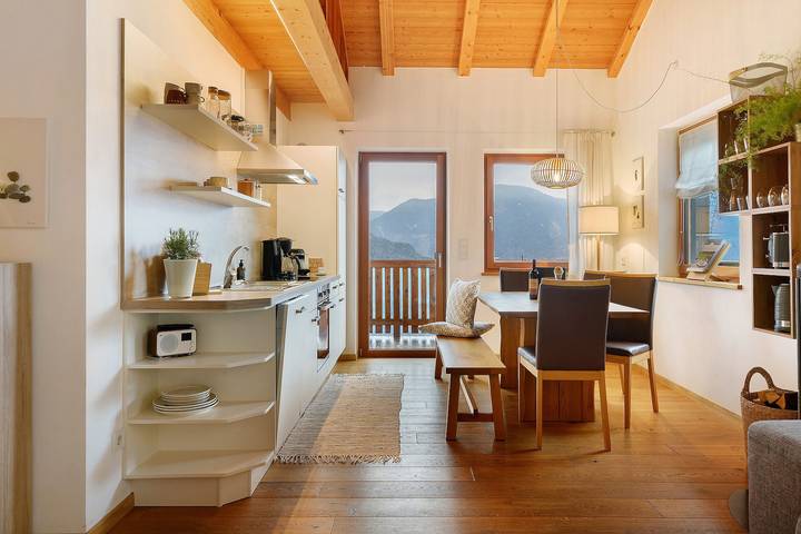 Ferienwohnung für 6 Personen, mit Balkon und Garten sowie Sauna in Südtirol