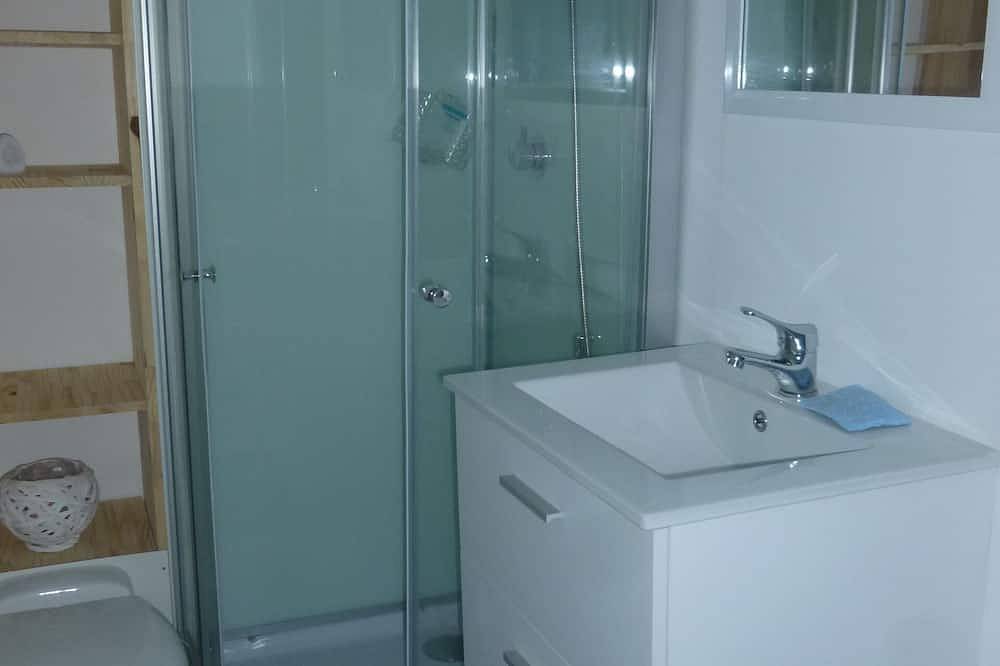 Appartement entier, Studio près de tous services et plages in Semussac, Région de Saintes