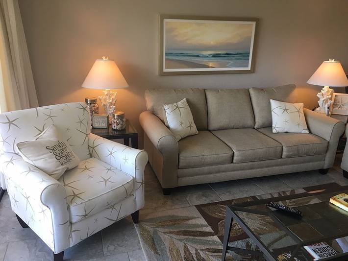 Vacation rental for 6 people, with yard and balcony as well as hot tub in Lido Key