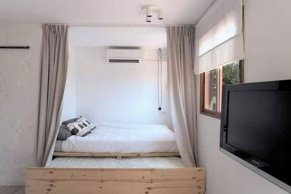 Apartamento entero, Private attic in Montan (Montanejos) in Montán, Provincia de Castellón